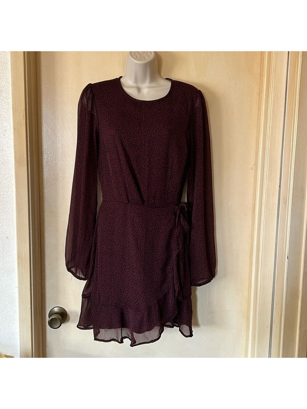 Abercrombie and Fitch dark purple animal print tie ruffle skirt dress size S